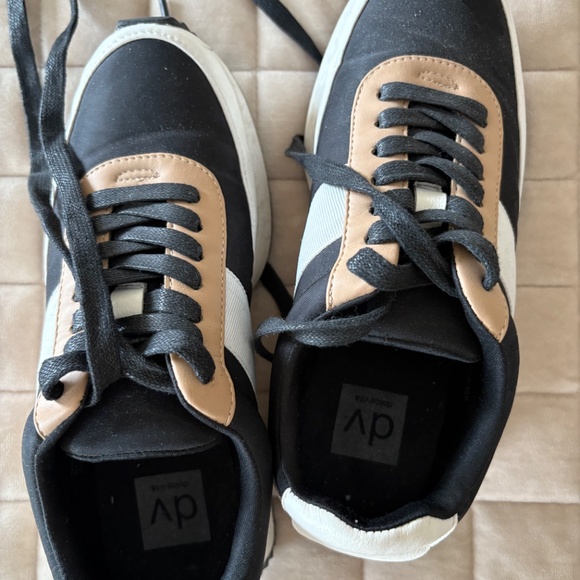 Dolce vita shoes - Picture 2 of 2